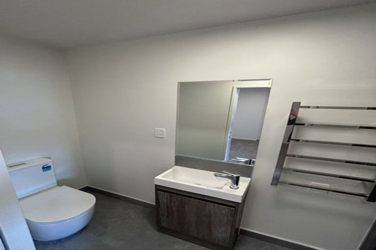 Photo of property in 5/39 Dale Crescent, Pakuranga, Auckland, 2010