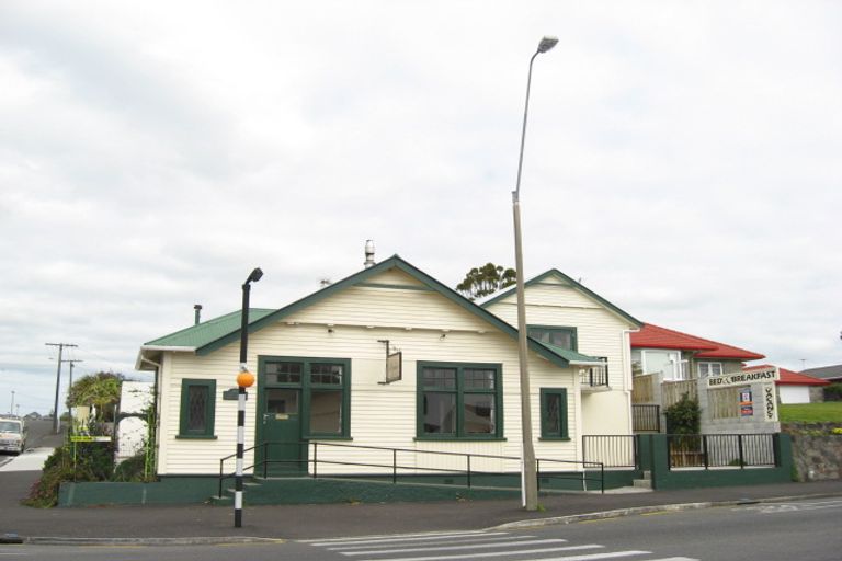Photo of property in 512 Devon Street East, Strandon, New Plymouth, 4312