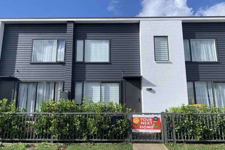 Photo of property in 27 Boyes Avenue, Whenuapai, Auckland, 0618