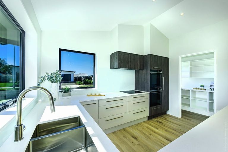 Photo of property in 12 Lusk Street, Rangiora, 7400