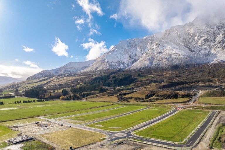 Photo of property in 436 Kingston Road, Jacks Point, Queenstown, 9371