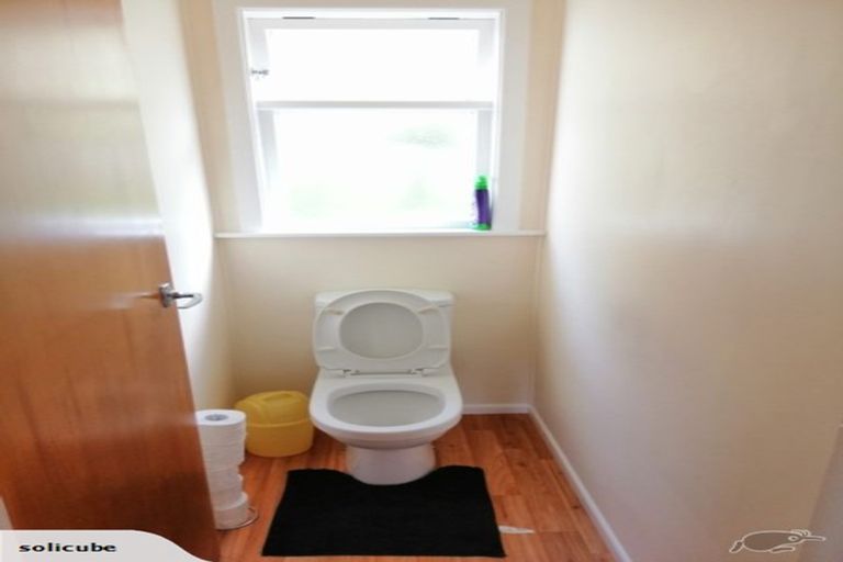 Photo of property in 32 Arapiko Street, Johnsonville, Wellington, 6037