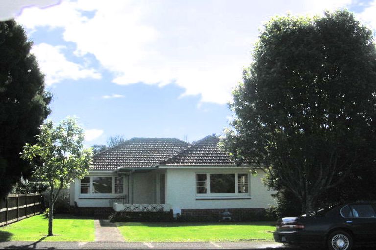Photo of property in 21 Shortland Street, Regent, Whangarei, 0112