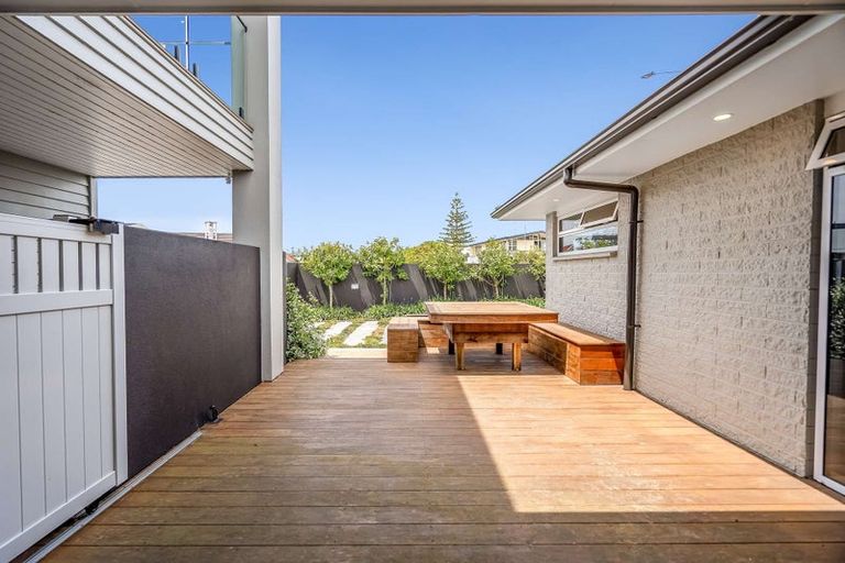 Photo of property in 1 Alfred Street, Westshore, Napier, 4110