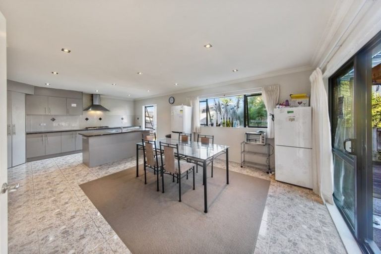 Photo of property in 16 Mandival Avenue, Flat Bush, Auckland, 2019