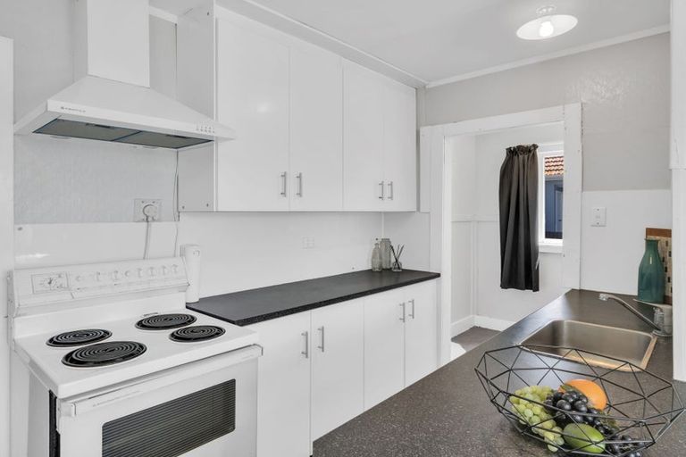 Photo of property in 6 Harper Street, Gonville, Whanganui, 4501