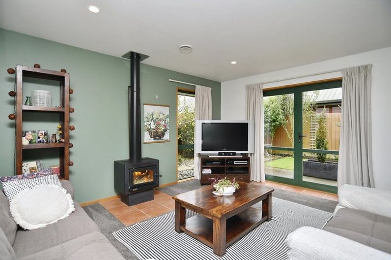 Photo of property in 32b Huria Lane, Woodend, 7610