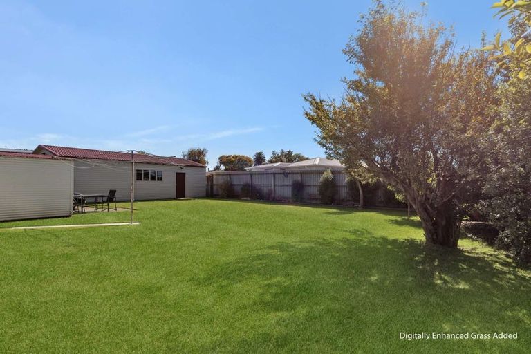 Photo of property in 6 Mahoe Place, Gonville, Whanganui, 4501