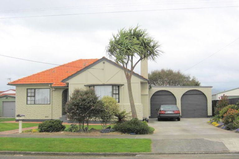 Photo of property in 72 Salisbury Street, Levin, 5510