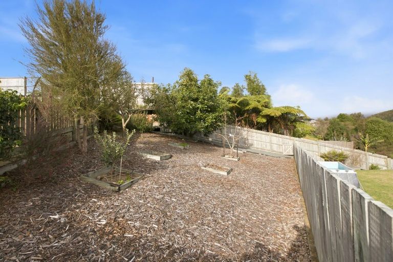 Photo of property in 11 Bob Carter Place, Welcome Bay, Tauranga, 3175