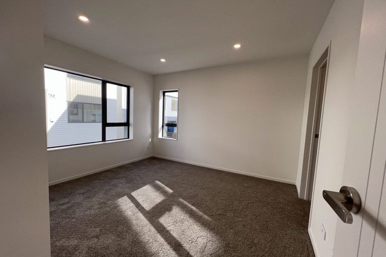 Photo of property in 6/26 Long Bay Drive, Torbay, Auckland, 0630