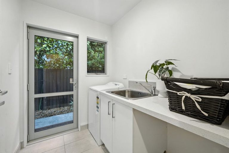 Photo of property in 56a Weston Road, St Albans, Christchurch, 8052