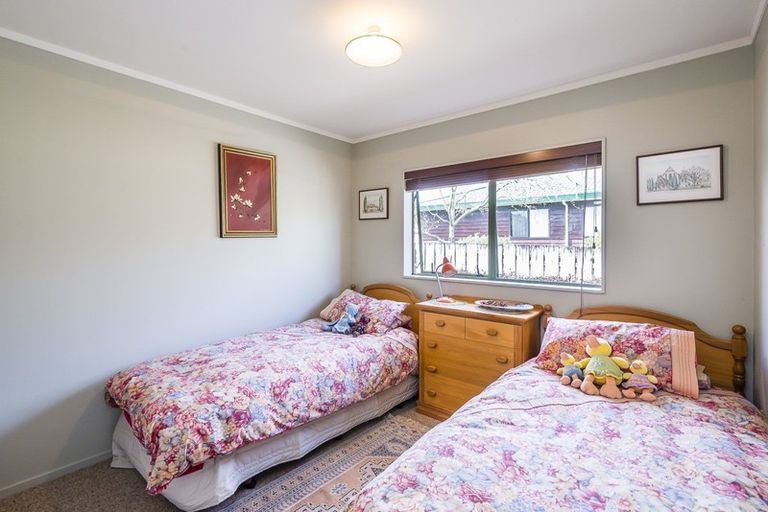 Photo of property in 15 Beachwater Grove, Paraparaumu Beach, Paraparaumu, 5032