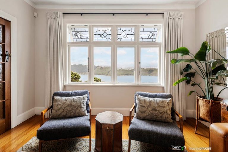 Photo of property in 152 Grafton Road, Roseneath, Wellington, 6011