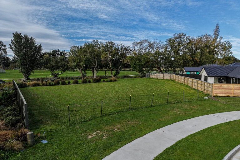 Photo of property in 36 Inch Crescent, Rangiora, 7400