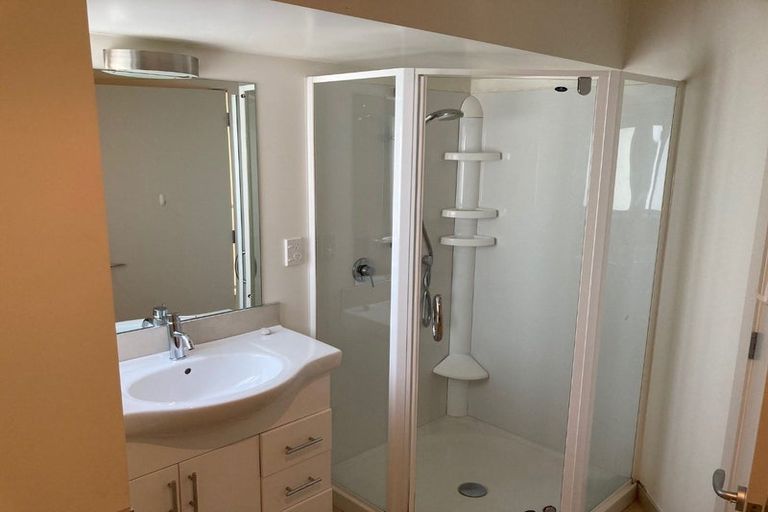 Photo of property in 19 Cunliffe Street, Johnsonville, Wellington, 6037