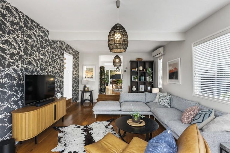 Photo of property in 12 Ripon Crescent, Meadowbank, Auckland, 1072