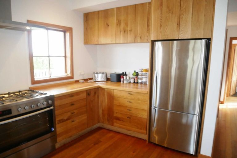 Photo of property in 7 Ticehurst Road, Lyttelton, 8082