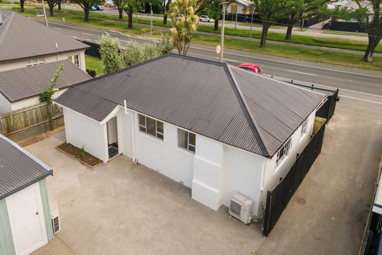 Photo of property in 1/381 Linwood Avenue, Bromley, Christchurch, 8062