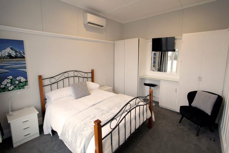 Photo of property in 2/14 Muritai Terrace, Mount Pleasant, Christchurch, 8081