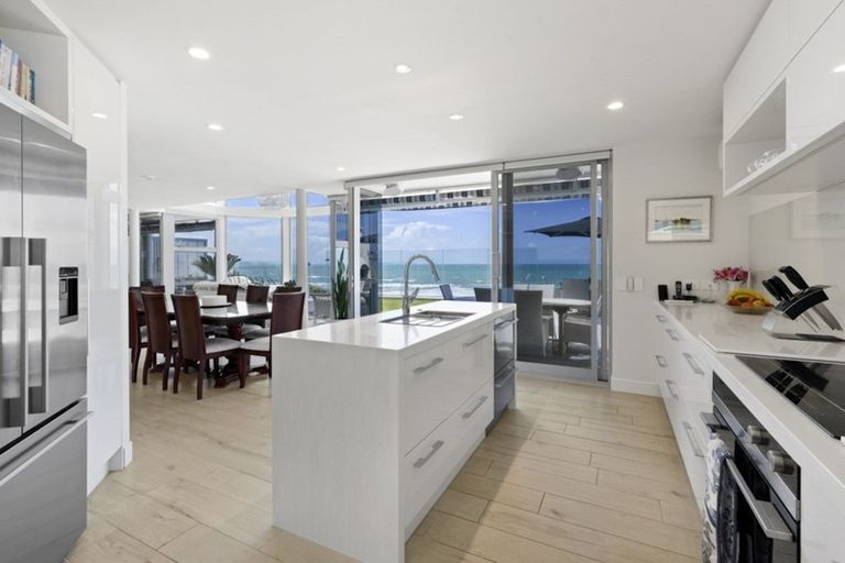 Photo of property in 20b Marellen Drive, Red Beach, 0932