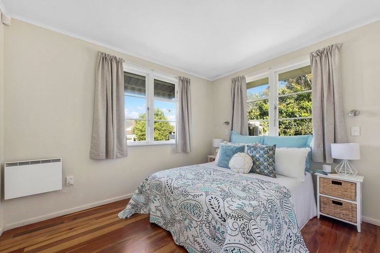 Photo of property in 119-121 Kings Crescent, Hutt Central, Lower Hutt, 5010