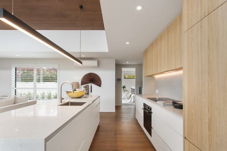 Photo of property in 2a Church Lane, Merivale, Christchurch, 8014