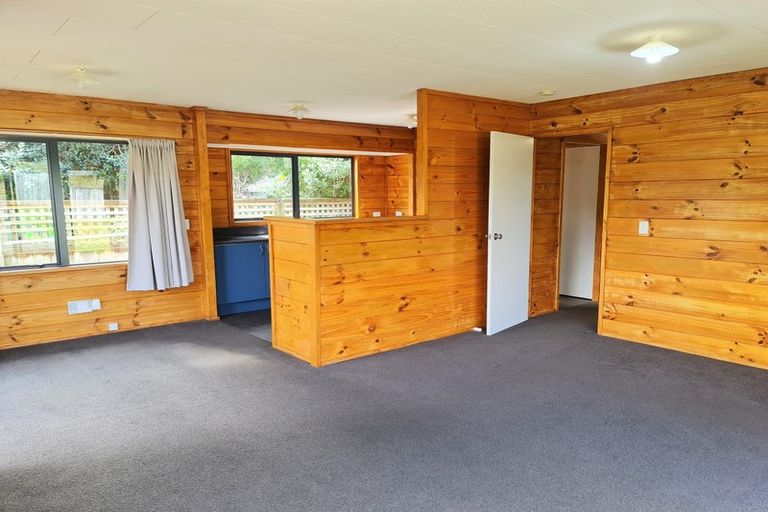 Photo of property in 142 Arawhata Road, Paraparaumu, 5032