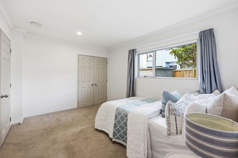 Photo of property in 27 Galsworthy Place, Bucklands Beach, Auckland, 2014