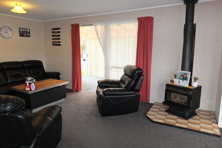 Photo of property in 10 Harrod Avenue, Foxton Beach, Foxton, 4815