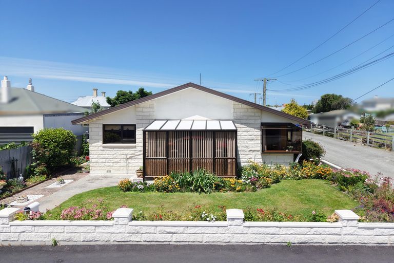 Photo of property in 43 Clyde Street, Oamaru North, Oamaru, 9400