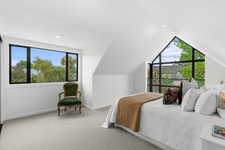 Photo of property in 11 Stratford Street, Merivale, Christchurch, 8014