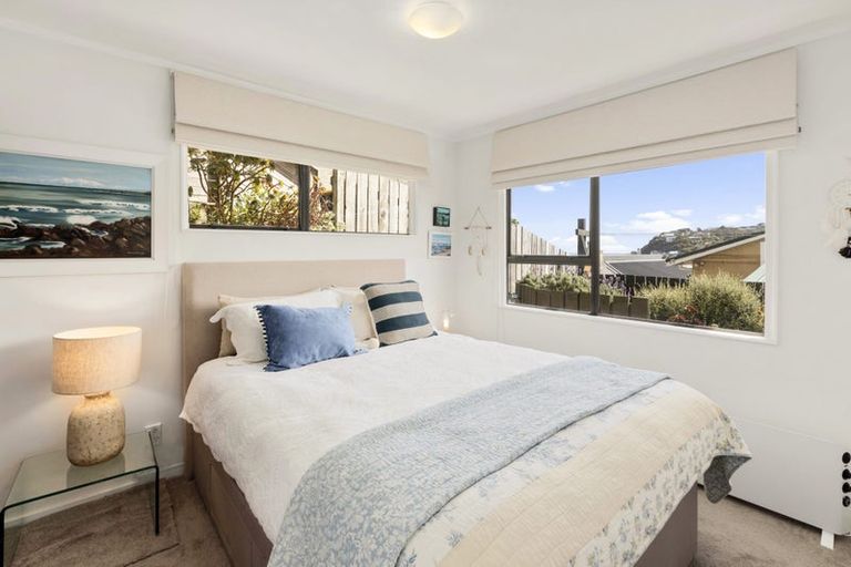 Photo of property in 2/238 The Esplanade, Island Bay, Wellington, 6023