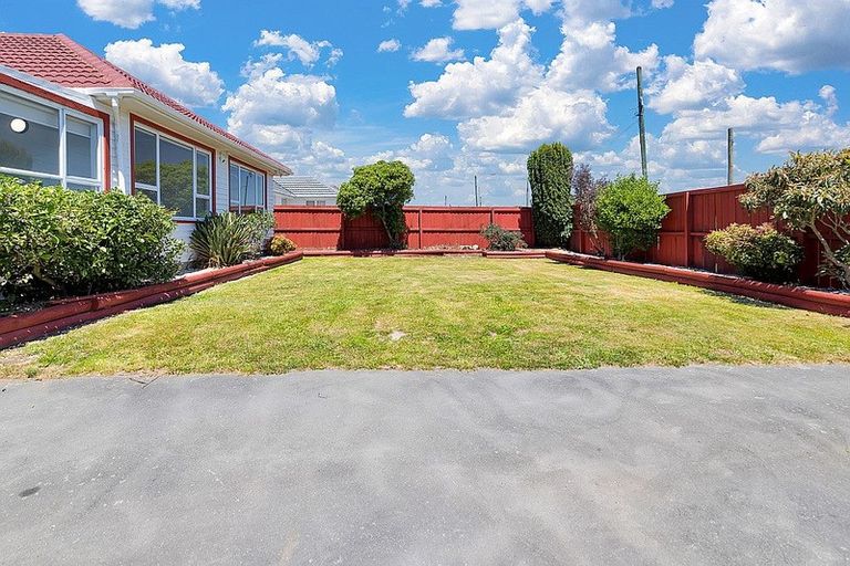 Photo of property in 22 Tauiwi Crescent, Hei Hei, Christchurch, 8042