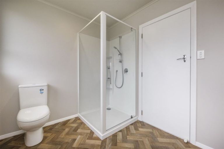 Photo of property in 35 Buick Crescent, Awapuni, Palmerston North, 4412