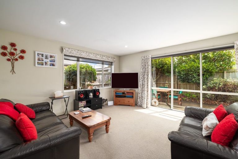 Photo of property in 3a Annies Lane, Aidanfield, Christchurch, 8025