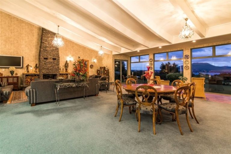 Photo of property in 35 Te Moenga Park, Acacia Bay, Taupo, 3330