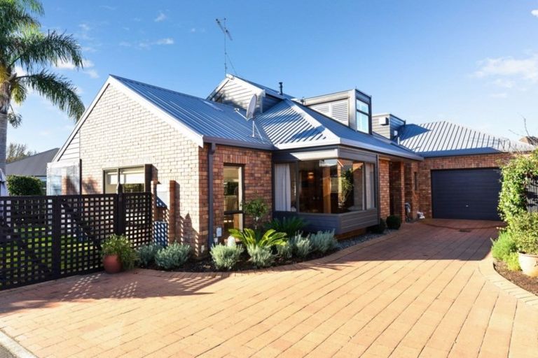 Photo of property in 7b Arcus Street, St Andrews, Hamilton, 3200