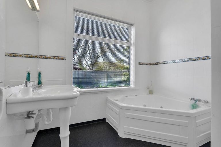 Photo of property in 45 Brecon Road, Stratford, 4332