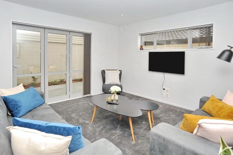 Photo of property in 94b Picton Avenue, Riccarton, Christchurch, 8011