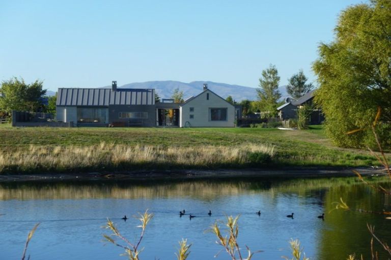 Property details for 42 Pisa Moorings Road, Mount Pisa, Cromwell, 9383