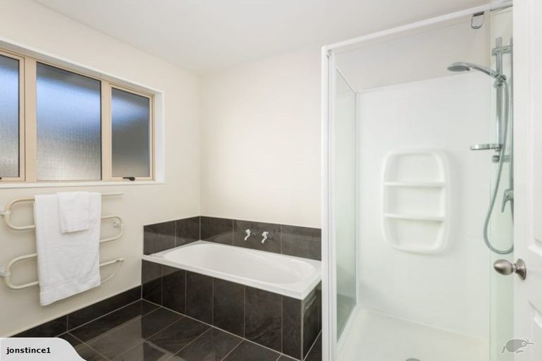 Photo of property in 96 Broadhaven Avenue, Parklands, Christchurch, 8083