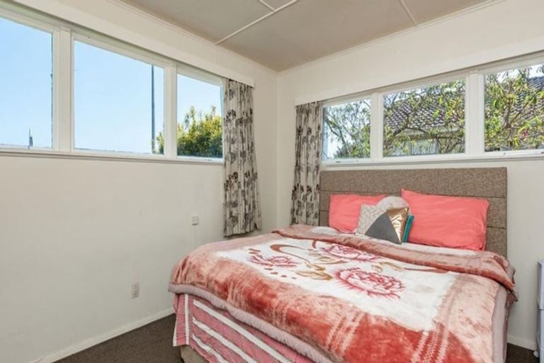 Photo of property in 64 Kapiti Road, Paraparaumu, 5032