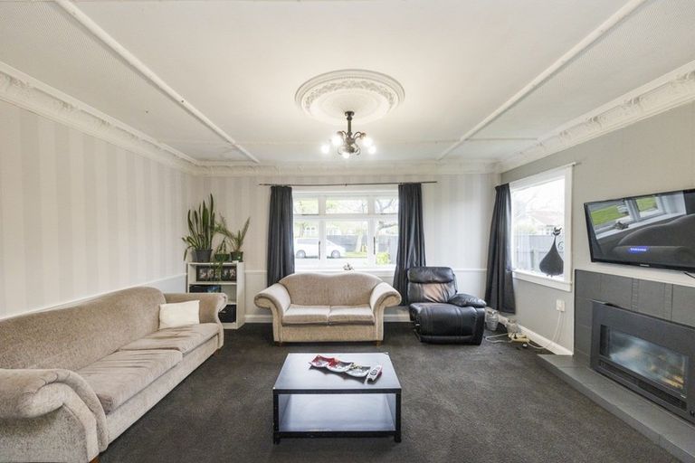 Photo of property in 4 Argyle Avenue, Takaro, Palmerston North, 4410