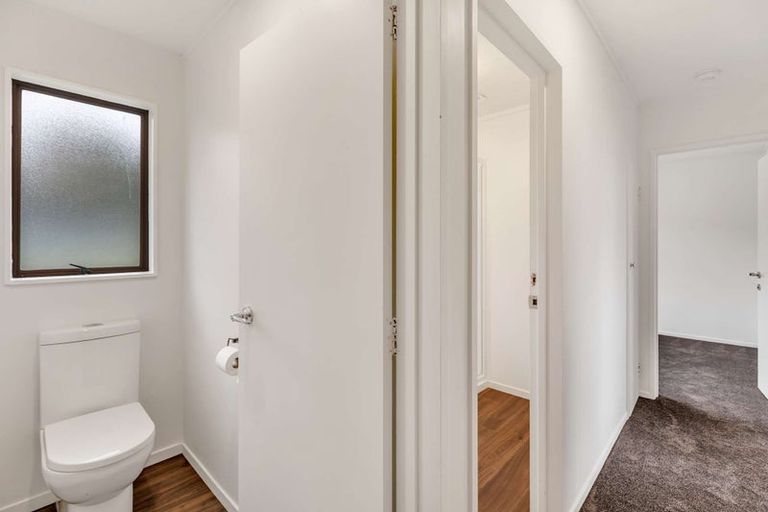 Photo of property in 6 Kirkcaldie Grove, Levin, 5510