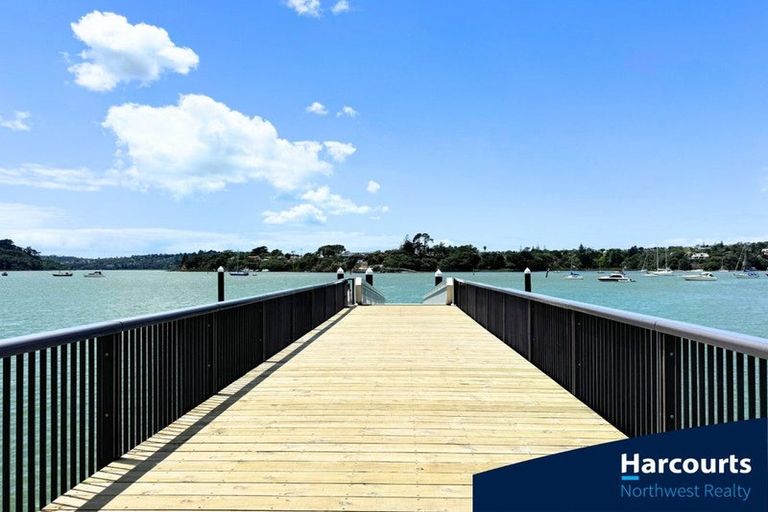 Photo of property in 501/6 Boundary Road, Hobsonville, Auckland, 0616