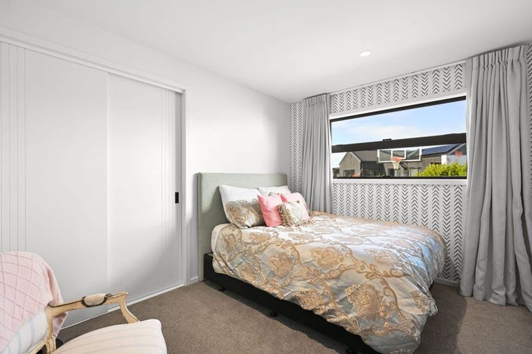 Photo of property in 17 Mike Smith Drive, Cambridge, 3434