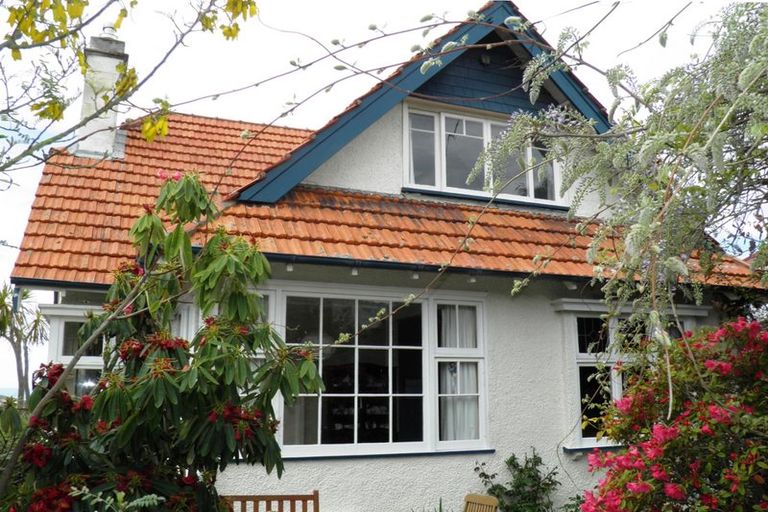 Photo of property in 11 Wharfe Street, South Hill, Oamaru, 9400