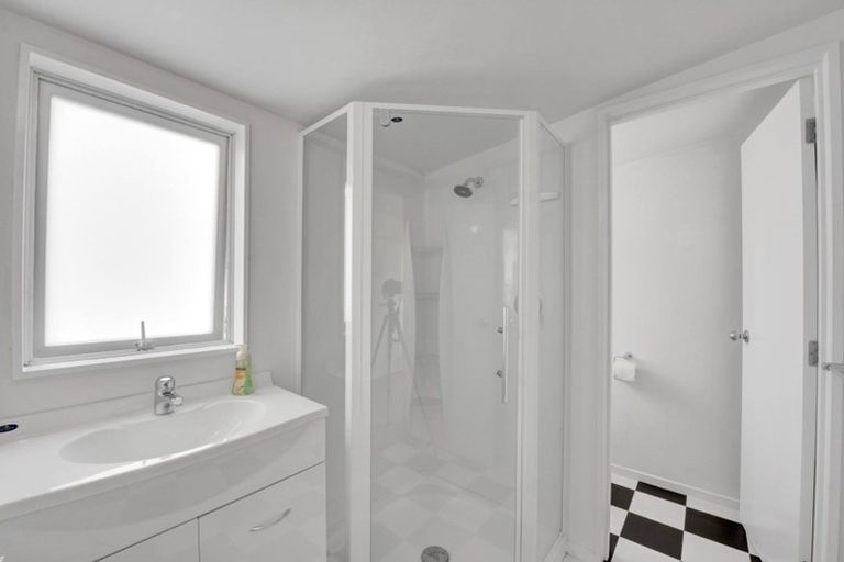 Photo of property in 69 Wellington Street, Nelson South, Nelson, 7010