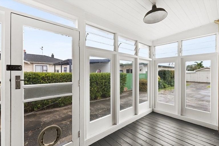 Photo of property in 55 Nelson Crescent, Napier South, Napier, 4110